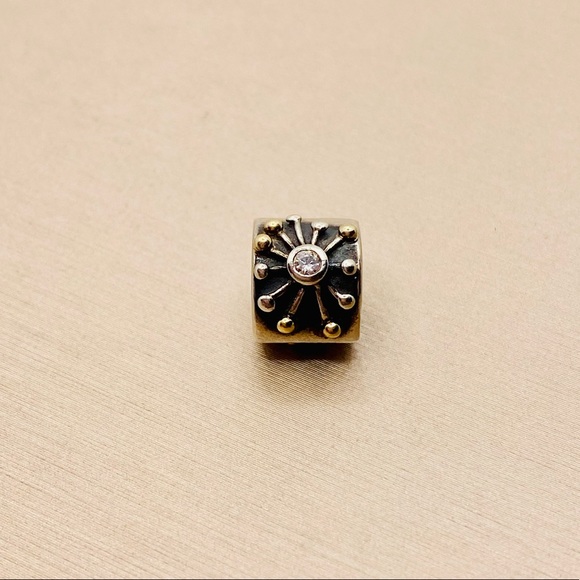 EUC Pandora 790188CZ Sterling Silver & 14k Yellow Gold Clear Zirconia Star Charm - Picture 4 of 7